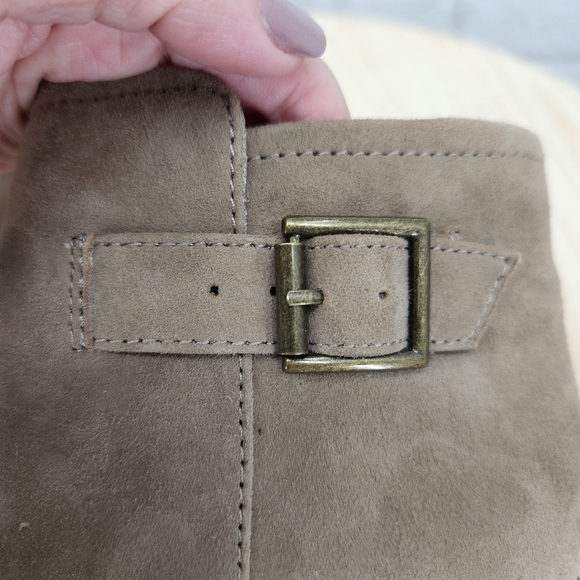Steve Madden Prizzze Suede Ankle Block Heel Boots Taupe 7.5 - Picture 9 of 15